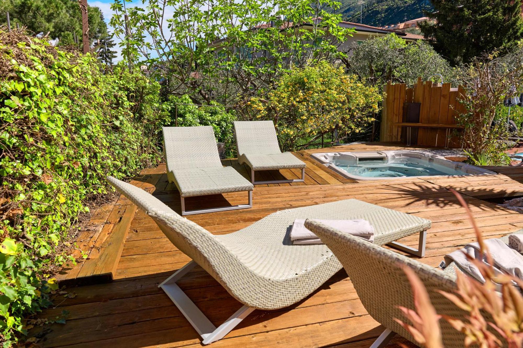 Hotel Luna Rossa (Adults Only) Malcesine Exterior photo